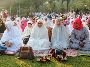 sejarah awal mukena