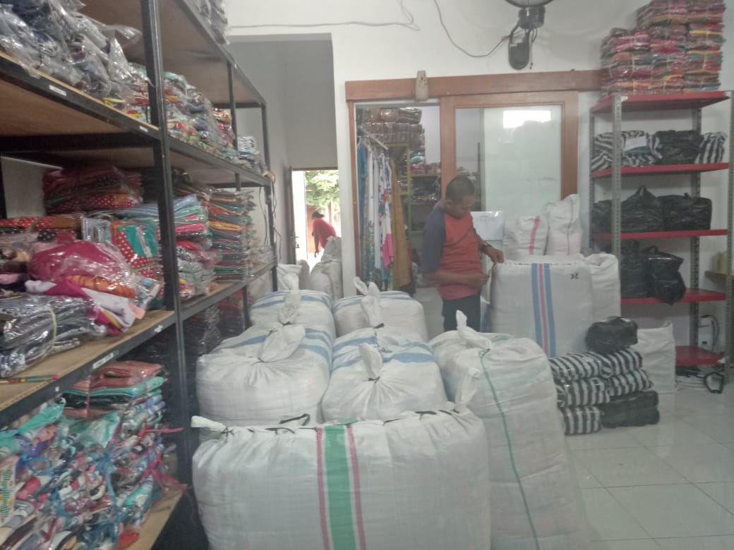 GUDANG GROSIR SUPPLIER BAJU MURAH TANGAN PERTAMA LANGSUNG DARI PABRIK